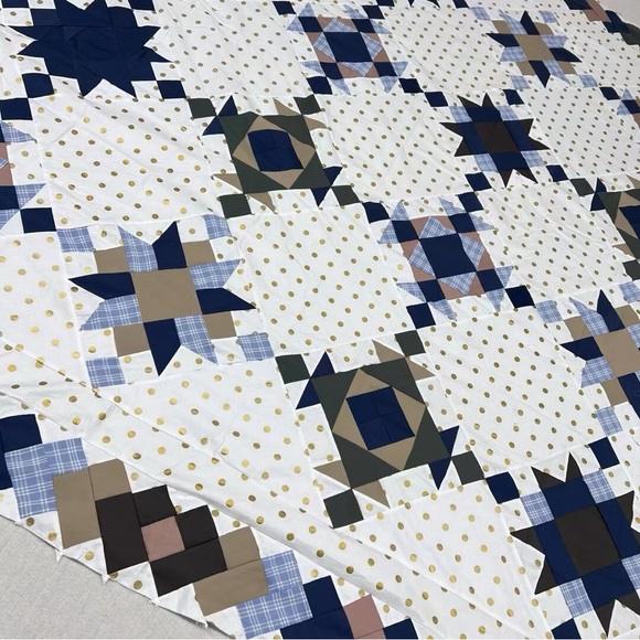 Handmade Double Arrow Patchwork Queen size Cotton Quilt Top/Topper - Picture 2 of 4